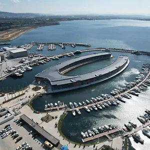 Crowne Plaza - Tuzla Viaport Marina By Ihg فندق